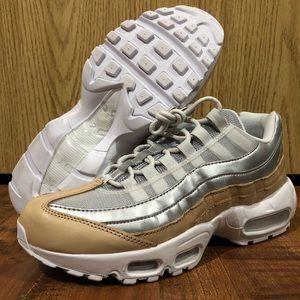 NEW Nike Women’s Air Max 95 Platinum Size 8